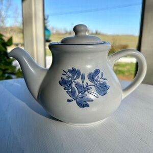 VINTAGE, PFALTZGRAFF, WHITE IRONSTONE TEAPOT WITH BLUE FLORAL PATTERN.